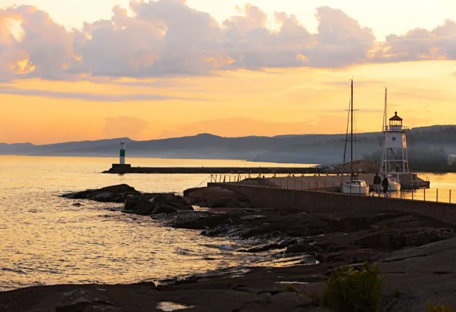 Minnesota West Duluth Scene