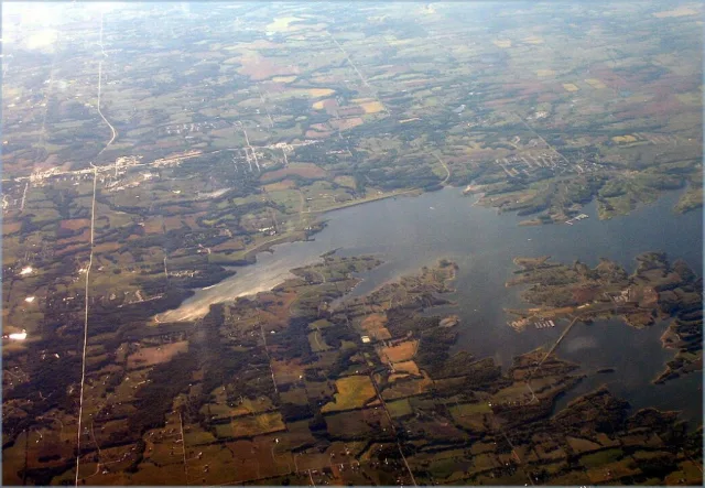 Missouri Smithville Lake Scene