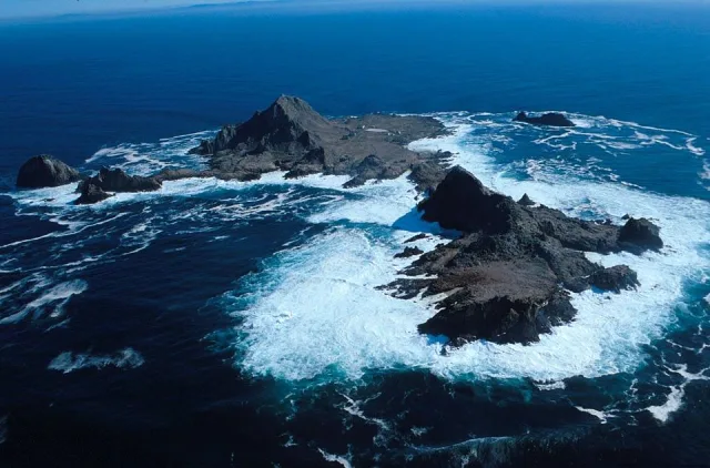 California Southeast Farallon Island Scene